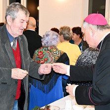 Spotkanie opłatkowe Civitas Christiana. Świąteczna wizyta biskupa w Ślesinie