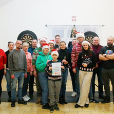 Turniej Mikołajkowy w rzutki. Wydarzenie zorganizowało POLdart Polichno