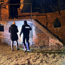 Kontrolują miejsca przebywania osób bezdomnych. Wspólna akcja