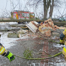 Trudne warunki pogodowe. Kilkanaście zdarzeń w regionie