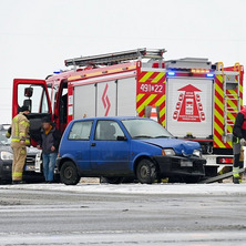 Stłuczka przy skrzyżowaniu. 