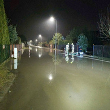 Pogoda daje się we znaki. Działają do późnych godzin nocnych