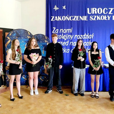 Gala Absolwenta. Pożegnanie uczniów klasy ósmej
