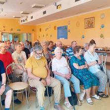 Spotkanie z historią i gwarą Krajny. Kustosz z wizytą w DPS